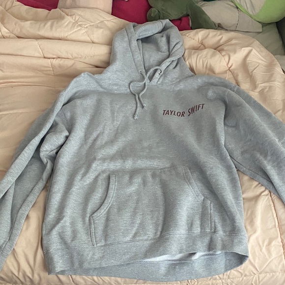Red Taylor’s Version Taylor Swift Hoodie - Picture 1 of 4